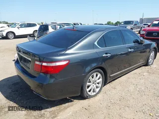 2008 Lexus LS 460 z VIN JTHBL46F185081395, wystawiony jako IAAI lot #42014942 z przebiegiem 235 101 mil mil oraz . Historia ofert i sprzedaży dostępna na DreamBid. Obrazek 4.