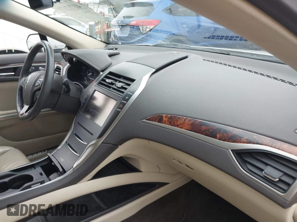 2013 Lincoln MKZ Hybrid with VIN 3LN6L2LUXDR805162, listed as a IAAI auction lot 41712177 with 53,784 mi miles. Bid and sale history available at carsss.com. Image 5.