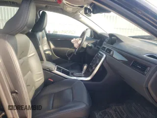 2012 Volvo XC70 T6 with VIN YV4902BZ7C1142890, listed as a Copart auction lot 61232062 with 124,365 mi miles and Salvage Title. Bid and sale history available at DreamBid. Image 5.