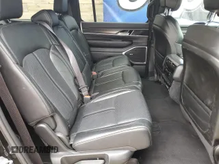 2023 Jeep Wagoneer Series III с VIN 1C4SJVDP0PS572632, выставлен на аукционе Copart как лот 57608885 с пробегом 58 769 миль миль и Чистый • Clean title. История ставок и продаж доступна на DreamBid. Изображение 11.