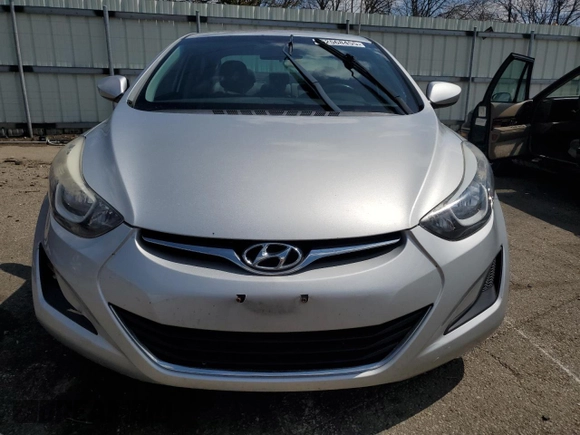 2015 Hyundai Elantra SE z VIN 5NPDH4AEXFH559112, wystawiony jako Copart lot #52568455 z przebiegiem 112 637 mil mil oraz Szkoda całkowita • Salvage title. Historia ofert i sprzedaży dostępna na DreamBid. Obrazek 5.