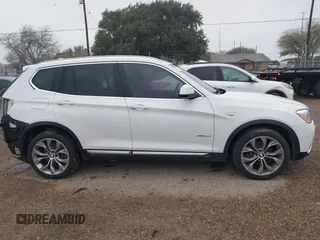 2015 BMW X3 xDrive28i z VIN 5UXWX9C59F0D60654, wystawiony jako IAAI lot #41301266 z przebiegiem 55 904 mil mil oraz . Historia ofert i sprzedaży dostępna na DreamBid. Obrazek 14.