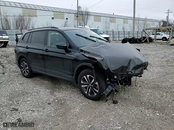 2024 Volkswagen Tiguan S with VIN 3VVFB7AX3RM138720, listed as a Copart auction lot 82703014 with 2,425 mi miles and Salvage Title. Bid and sale history available at carsss.com. Image 12.