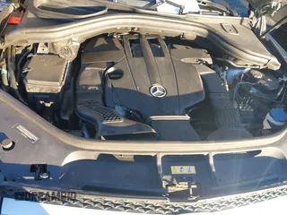 2015 Mercedes-Benz GL-Class GL 450 with VIN 4JGDF6EEXFA471143, listed as a IAAI auction lot 41062987 with 134,674 mi miles. Bid and sale history available at carsss.com. Image 10.