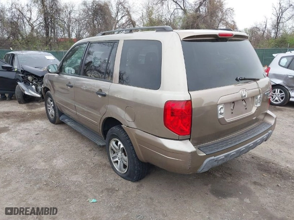 2003 Honda Pilot EX with VIN 2HKYF18463H621927, listed as a IAAI auction lot 42016994 with 180,001 mi miles. Bid and sale history available at carsss.com. Image 3.