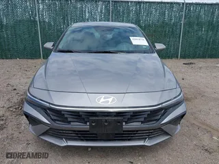 2025 Hyundai Elantra SEL Convenience with VIN KMHLS4DG9SU913286, listed as a IAAI auction lot 42014518 with 2,755 mi miles. Bid and sale history available at carsss.com. Image 12.