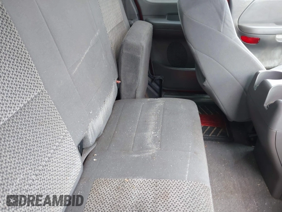 2003 Ford F-150 XL with VIN 1FTRX17243NA84413, listed as a IAAI auction lot 42132813 with 190,715 mi miles. Bid and sale history available at carsss.com. Image 8.