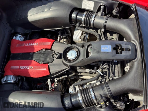 2017 Ferrari 488 z VIN ZFF79ALAXH0222413, wystawiony jako IAAI lot #42118566 z przebiegiem 35 175 mil mil oraz . Historia ofert i sprzedaży dostępna na DreamBid. Obrazek 10.