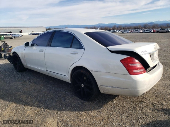 2011 Mercedes-Benz S-Class S 550 with VIN WDDNG7BB6BA413410, listed as a Copart auction lot 88323865 with 221,648 mi miles and Salvage Title. Bid and sale history available at carsss.com. Image 2.