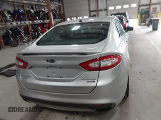 2015 Ford Fusion Titanium with VIN 3FA6P0D90FR201393, listed as a IAAI auction lot 40975015 with 131,641 mi miles. Bid and sale history available at carsss.com. Image 16.