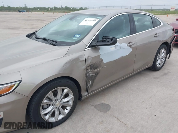 2022 Chevrolet Malibu LT with VIN 1G1ZD5ST3NF161651, listed as a IAAI auction lot 41974205 with 56,347 mi miles and . Bid and sale history available at DreamBid. Image 6.