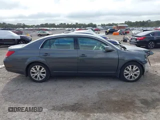 2008 Toyota Avalon XL with VIN 4T1BK36B68U261839, listed as a IAAI auction lot 41131172 with 94,829 mi miles. Bid and sale history available at carsss.com. Image 14.