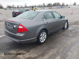 2011 Ford Fusion SE with VIN 3FAHP0HA7BR331095, listed as a IAAI auction lot 41911404 with 182,425 mi miles. Bid and sale history available at carsss.com. Image 4.