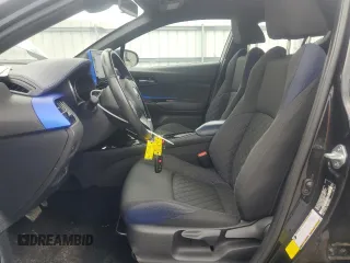 2022 Toyota C-HR XLE z VIN NMTKHMBX8NR141470, wystawiony jako Copart lot #55233465 z przebiegiem 35 900 mil mil oraz Szkoda całkowita • Salvage title. Historia ofert i sprzedaży dostępna na DreamBid. Obrazek 7.