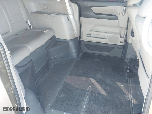 2013 Honda Odyssey Touring with VIN 5FNRL5H96DB066008, listed as a IAAI auction lot 41734055 with 120,292 mi miles. Bid and sale history available at carsss.com. Image 8.