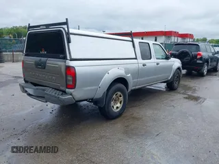 2004 Nissan Frontier XE z VIN 1N6ED29X04C402513, wystawiony jako IAAI lot #42241305 z przebiegiem 316 598 mil mil oraz . Historia ofert i sprzedaży dostępna na DreamBid. Obrazek 4.