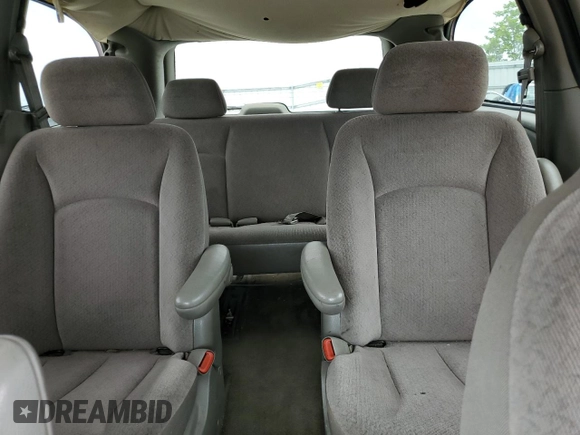 2003 Chrysler Town & Country with VIN 2C4GP24R73R339010, listed as a Copart auction lot 56393724 with 166,361 mi miles and Salvage Title. Bid and sale history available at carsss.com. Image 10.