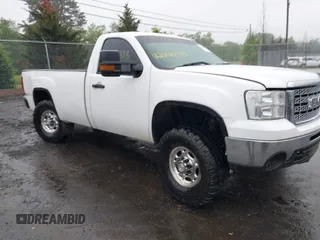 2009 GMC Sierra 1500 Work Truck z VIN 1GTEC14C59Z900876, wystawiony jako IAAI lot #42240573 z przebiegiem 315 043 mil mil oraz . Historia ofert i sprzedaży dostępna na DreamBid. Obrazek 1.
