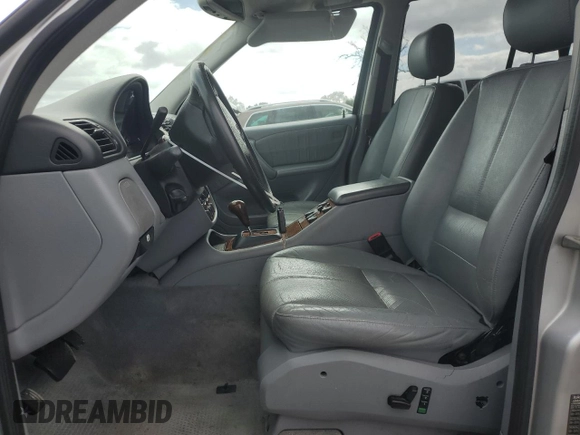 2000 Mercedes-Benz M 320/430/500 with VIN 4JGAB72E6YA213150, listed as a Copart auction lot 44859765 with 201,608 mi miles and Clean title. Bid and sale history available at DreamBid. Image 7.
