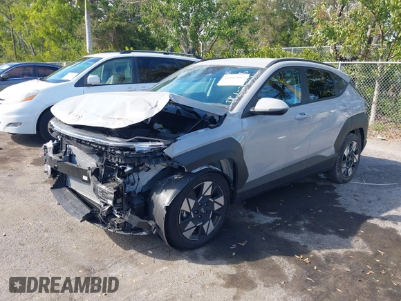 2025 Hyundai Kona SEL with VIN KM8HB3AB1SU228708, listed as a IAAI auction lot 41447697 with 632 mi miles and . Bid and sale history available at carsss.com. Image 2.