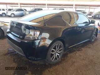 2014 Scion tC z VIN JTKJF5C75E3069757, wystawiony jako IAAI lot #42175725 z przebiegiem 191 054 mil mil oraz . Historia ofert i sprzedaży dostępna na DreamBid. Obrazek 4.