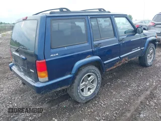 2000 Jeep Cherokee Classic with VIN 1J4FF58S1YL122706, listed as a IAAI auction lot 42560421 with 157,478 mi miles and . Bid and sale history available at DreamBid. Image 4.