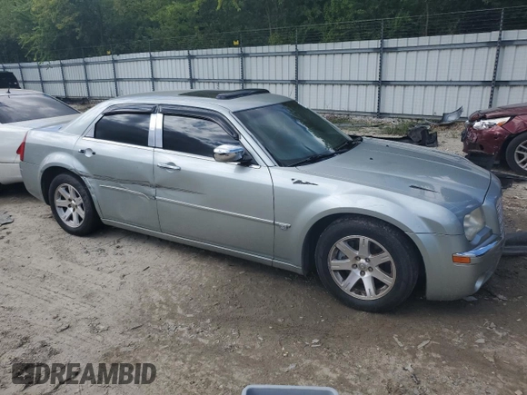 2005 Chrysler 300 with VIN 2C3JA63H55H547682, listed as a Copart auction lot 69383004 with 144,338 mi miles and Clean Title. Bid and sale history available at carsss.com. Image 4.