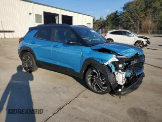 2025 Chevrolet TrailBlazer RS with VIN KL79MTSLXSB006171, listed as a Copart auction lot 82354014 with 1,015 mi miles and Salvage Title. Bid and sale history available at carsss.com. Image 4.