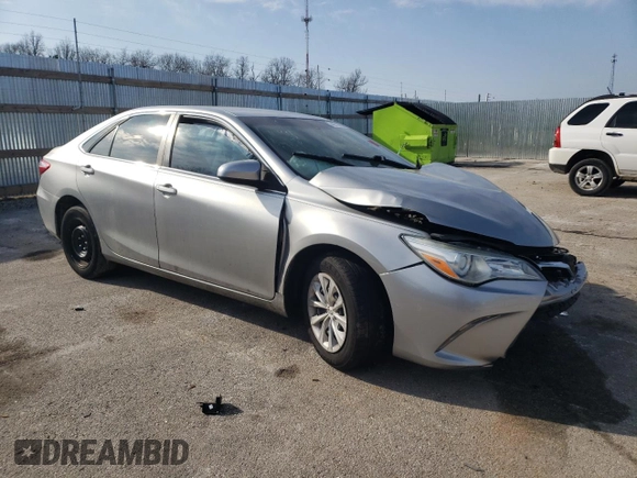 2015 Toyota Camry XLE with VIN 4T1BF1FK2FU902961, listed as a Copart auction lot 46710855 with Not Provided miles and Salvage Title. Bid and sale history available at carsss.com. Image 4.