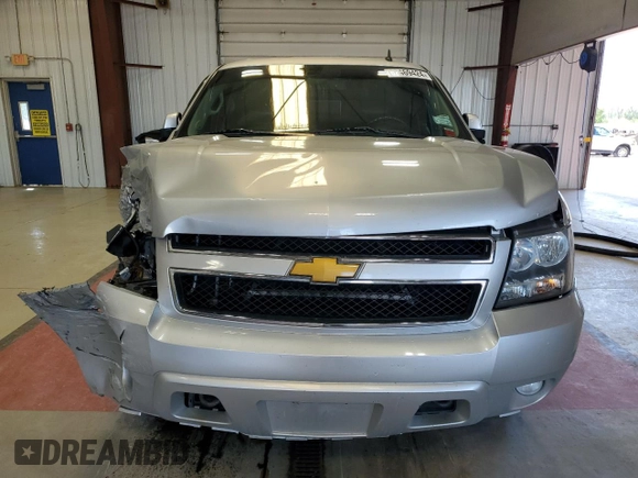 2014 Chevrolet Suburban LT with VIN 1GNSKJE77ER120211, listed as a Copart auction lot 62469424 with 213,282 mi miles and Salvage Title. Bid and sale history available at carsss.com. Image 5.