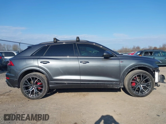2021 Audi Q8 Premium Plus z VIN WA1EVAF14MD014781, wystawiony jako IAAI lot #42080085 z przebiegiem 53 171 mil mil oraz . Historia ofert i sprzedaży dostępna na DreamBid. Obrazek 14.