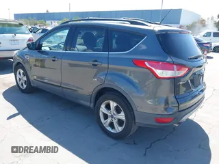 2015 Ford Escape SE with VIN 1FMCU0G78FUB96030, listed as a IAAI auction lot 41949876 with 172,940 mi miles. Bid and sale history available at carsss.com. Image 3.