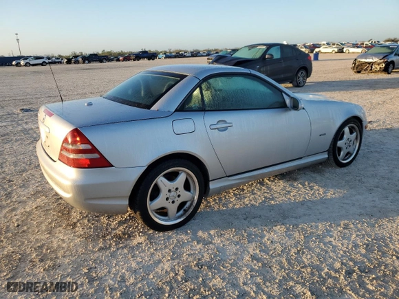 2001 Mercedes-Benz SLK-Class with VIN WDBKK65F31F230678, listed as a Copart auction lot 88499125 with NaN miles and Salvage Title. Bid and sale history available at carsss.com. Image 3.