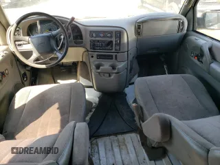 2000 Chevrolet Astro with VIN 1GNDM19W6YB138636, listed as a Copart auction lot 70530964 with Not Provided miles and Clean Title. Bid and sale history available at carsss.com. Image 8.