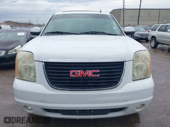 2009 GMC Yukon SLT w/4SA with VIN 1GKFK33049R153415, listed as a IAAI auction lot 41896770 with 182,256 mi miles. Bid and sale history available at carsss.com. Image 12.
