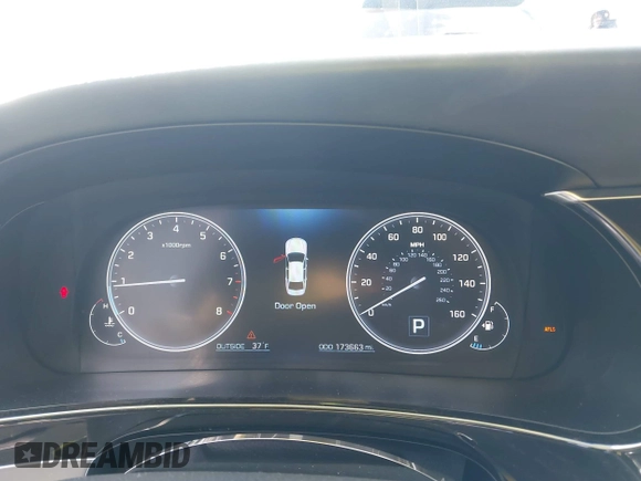 2015 Hyundai Equus Signature with VIN KMHGH4JHXFU095828, listed as a IAAI auction lot 41577881 with 173,663 mi miles and . Bid and sale history available at DreamBid. Image 7.