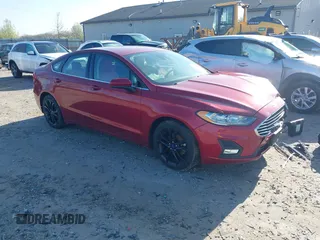 2019 Ford Fusion SE with VIN 3FA6P0HD1KR166565, listed as a IAAI auction lot 41961294 with 99,355 mi miles. Bid and sale history available at carsss.com. Image 1.