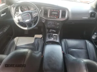 2020 Dodge Charger SXT z VIN 2C3CDXBGXLH195677, wystawiony jako Copart lot #54227195 z przebiegiem 34 336 mil mil oraz Szkoda całkowita • Salvage title. Historia ofert i sprzedaży dostępna na DreamBid. Obrazek 8.