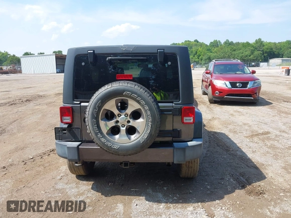 2016 Jeep Wrangler Unlimited Sahara with VIN 1C4BJWEG7GL340074, listed as a IAAI auction lot 42434763 with 81,095 mi miles and . Bid and sale history available at DreamBid. Image 16.