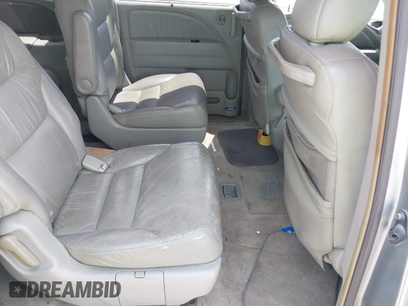 2006 Honda Odyssey EX-L with VIN 5FNRL38626B055441, listed as a IAAI auction lot 42073227 with 210,360 mi miles. Bid and sale history available at carsss.com. Image 8.
