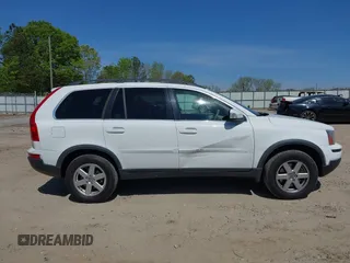 2007 Volvo XC90 I6 with VIN YV4CY982371373146, listed as a IAAI auction lot 42060388 with 174,274 mi miles and . Bid and sale history available at DreamBid. Image 6.