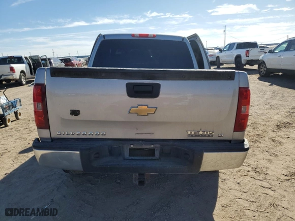 2007 Chevrolet Silverado 1500 LTZ with VIN 2GCEC13J571661738, listed as a Copart auction lot 77044513 with 258,228 mi miles and Salvage Title. Bid and sale history available at carsss.com. Image 6.