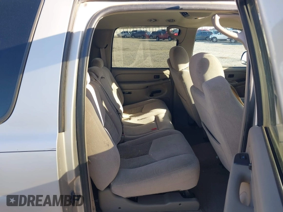 2004 Chevrolet Suburban LS with VIN 3GNEC16Z94G115374, listed as a IAAI auction lot 41125805 with 91,176 mi miles. Bid and sale history available at carsss.com. Image 8.