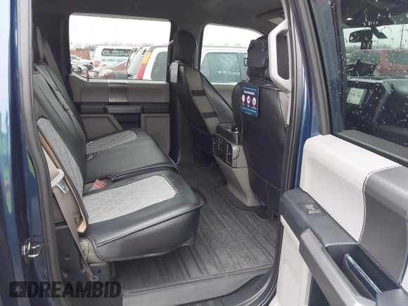 2020 Ford F-150 XL with VIN 1FTEW1CP9LKD49119, listed as a IAAI auction lot 41554139 with 117,592 mi miles. Bid and sale history available at carsss.com. Image 8.