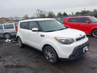 2014 Kia Soul with VIN KNDJN2A2XE7106407, listed as a IAAI auction lot 41971081 with 118,547 mi miles. Bid and sale history available at carsss.com. Image 1.