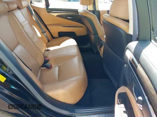 2013 Lexus LS 460 z VIN JTHCL5EF3D5019535, wystawiony jako IAAI lot #41985073 z przebiegiem 171 999 mil mil oraz . Historia ofert i sprzedaży dostępna na DreamBid. Obrazek 8.