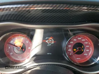 2020 Dodge Charger SRT Hellcat z VIN 2C3CDXL90LH243946, wystawiony jako Copart lot #53099975 z przebiegiem 9 297 mil mil oraz Szkoda całkowita • Salvage title. Historia ofert i sprzedaży dostępna na DreamBid. Obrazek 9.