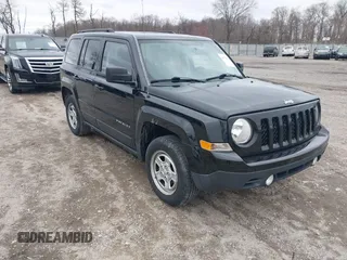 2016 Jeep Patriot Sport z VIN 1C4NJRBB3GD594933, wystawiony jako IAAI lot #41775766 z przebiegiem 133 275 mil mil oraz . Historia ofert i sprzedaży dostępna na DreamBid. Obrazek 1.