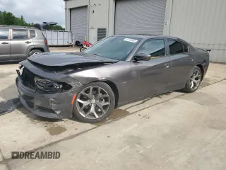 2015 Dodge Charger RT z VIN 2C3CDXCT4FH768993, wystawiony jako Copart lot #52702665 z przebiegiem 181 142 mil mil oraz Szkoda całkowita • Salvage title. Historia ofert i sprzedaży dostępna na DreamBid. Obrazek 1.