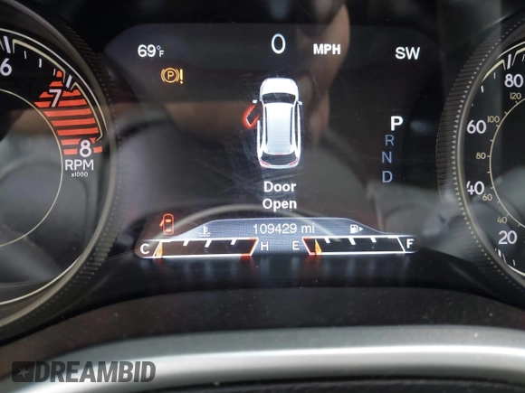 2018 Jeep Cherokee Trailhawk with VIN 1C4PJMBX0JD534722, listed as a IAAI auction lot 41557426 with 109,429 mi miles and . Bid and sale history available at DreamBid. Image 7.